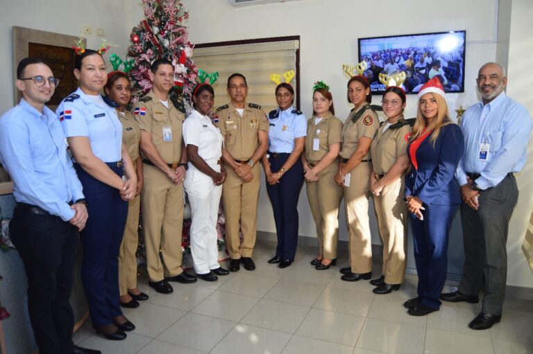 Junta de Retiro celebra la llegada de la Navidad con música, alegría y tradición