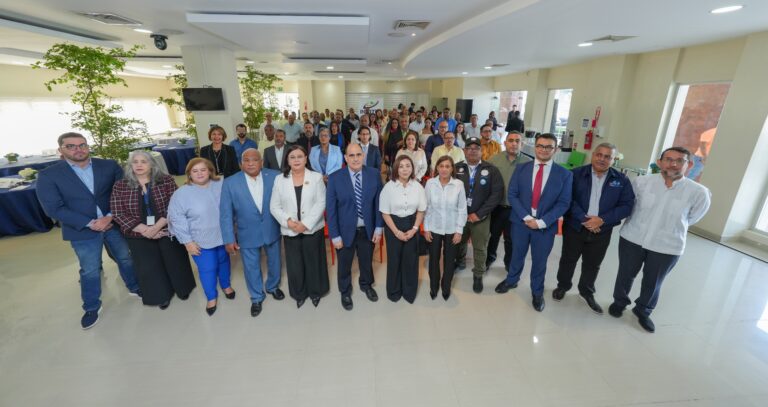 INFOTEP y Daikin Latam inauguran aula laboratorio con tecnología de punta en refrigeración