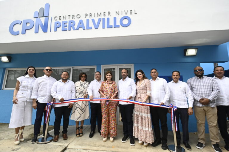 Banreservas impulsa mejoras en salud con la inauguración del centro de diagnóstico  en Peralvillo