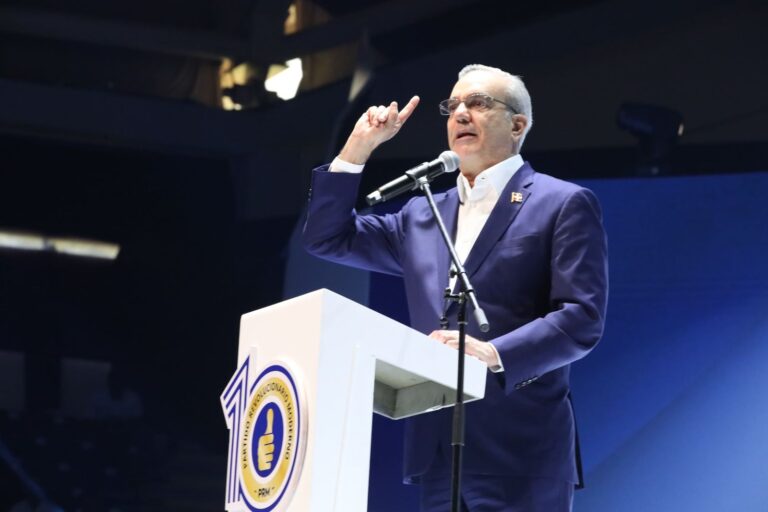 Luis Abinader: El PRM es la mejor herramienta para enfrentar los desafíos del futuro