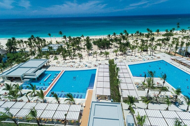 RIU Hotels and Resorts Comunicado Oficial