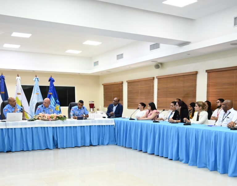 CESAC y operadores aéreos refuerzan estrategias conjuntas para garantizar la seguridad aeroportuaria