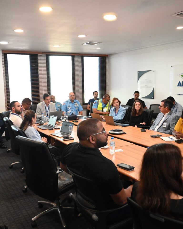 CESAC y Comité de Facilitación Aérea coordinan acciones para reforzar seguridad en aeropuertos