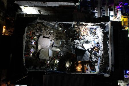 Colapsa techo de la discoteca JetSet durante concierto de Rubby Pérez ...