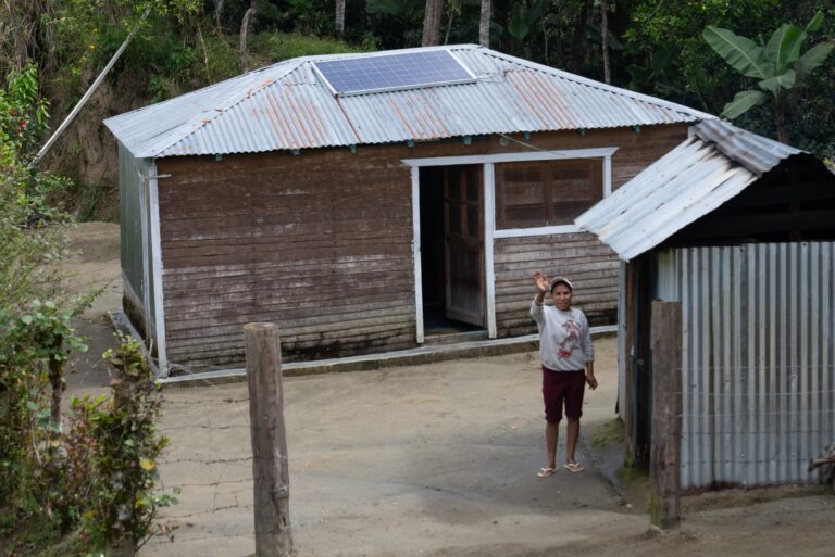 Electrificación rural en República Dominicana: Energía sostenible para comunidades apartadas