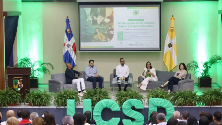 UCSD realizó con éxito el Primer Congreso de Periodismo Digital y Emprendimientos