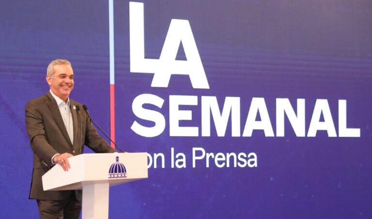 Abinader propone aumento salarial en Turismo y Zonas Francas