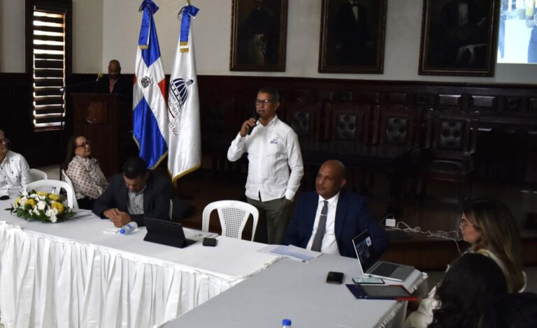 INFOTEP capacita a más de 159 mil personas en Santiago entre 2022 y 2025