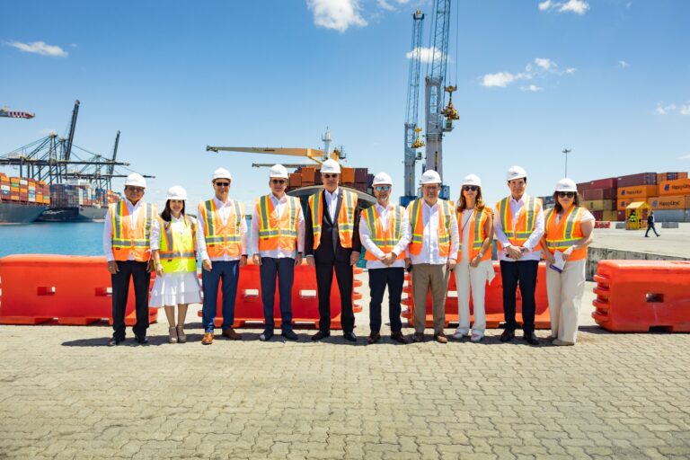 Gobierno dominicano y DP World buscan expandir zona franca y capacidad portuaria con inversión histórica de US$760 millones