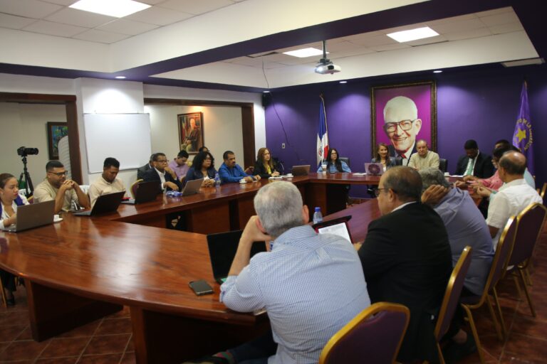 PLD impulsa comunicación cercana y efectiva con la sociedad