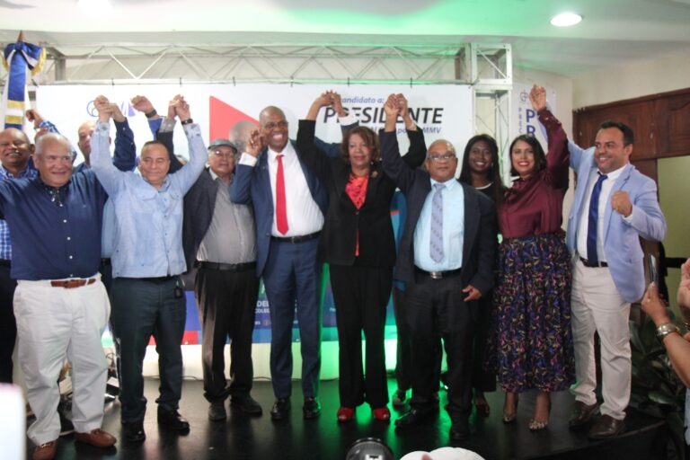 Wilder Páez lanza sus aspiraciones al CDP Distrito Nacional: “Seguiré poniendo el oído en el corazón de los periodistas”