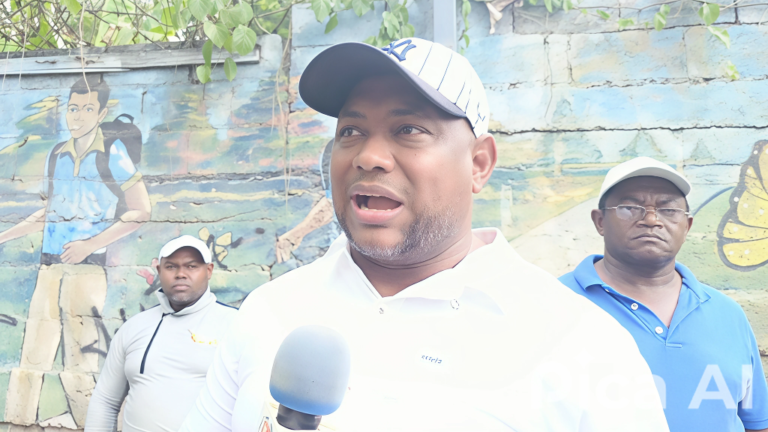 EX ALCALDE MARCIAL REYES SUBERVÍ CUESTIONA AL GOBIERNO DEL PRM POR DESALOJOS EN LA CALETA