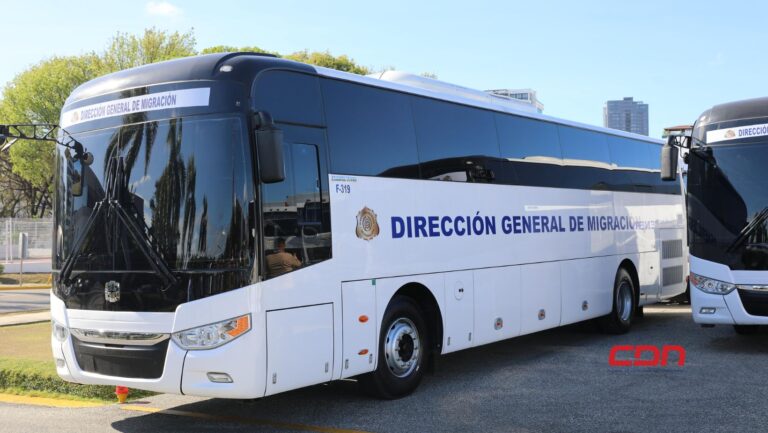 Denuncian abandono migratorio y saturación en el Este de Santo Domingo