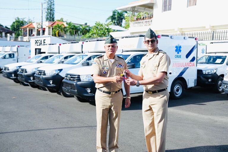 MIDE ENTREGA PRIMERA PARTIDA DE AMBULANCIAS ENSAMBLADAS POR LA INDUSTRIA MILITAR DOMINICANA