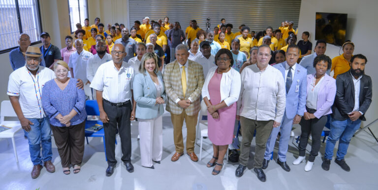 INFOTEP promueve desarrollo sostenible en conversatorio sobre manejo de residuos sólidos