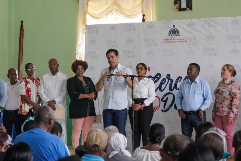 Roberto Ángel: Gobierno profundiza programas para reducir pobreza extrema y exclusión social