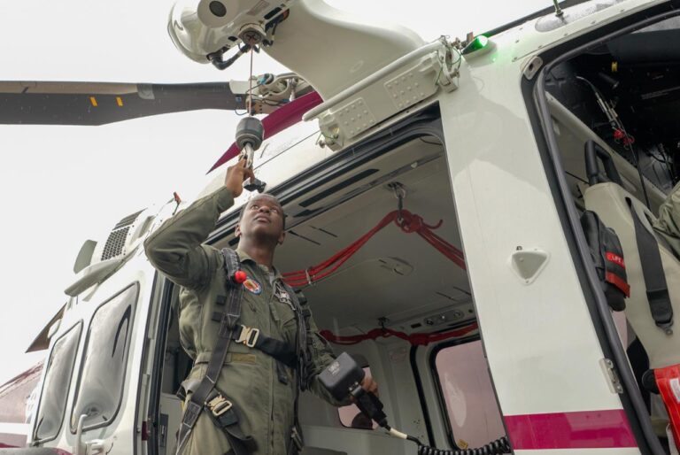 Fuerzas Armadas listas para operaciones de rescate y apoyo humanitario ante los efectos de la tormenta Melissa