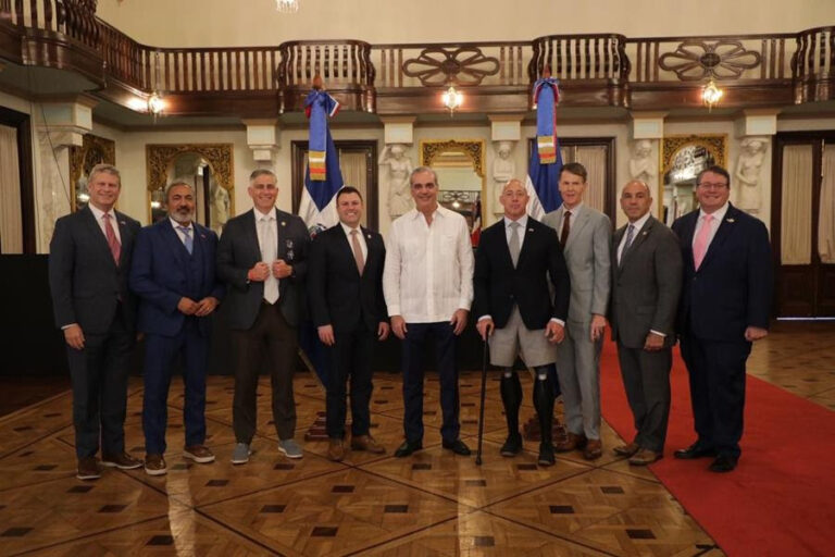 Delegación de congresistas de los Estados Unidos visita la República Dominicana