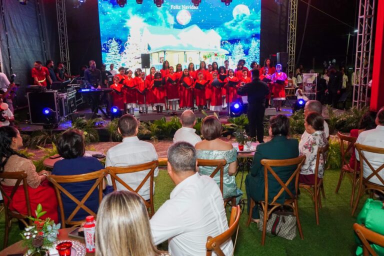 FARD y Asociación de Esposas inician temporada navideña