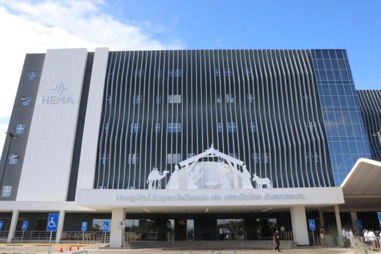 Abinader inaugura en Hato del Yaque de Santiago 180 viviendas que beneficiarán a cientos de familias