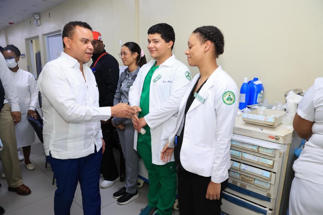 SNS da seguimiento a incidencias en Hospital Vinicio Calventi tras