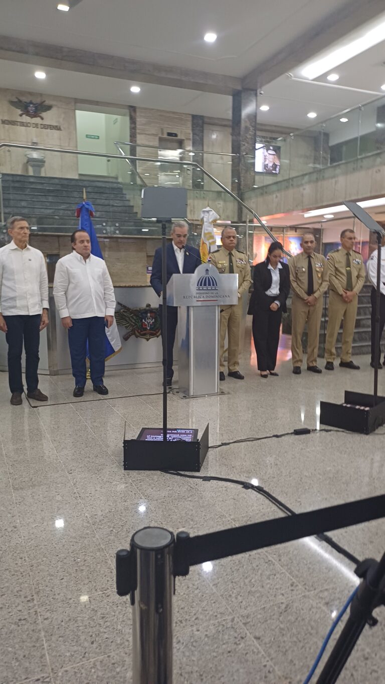Abinader convoca acuerdo nacional ante crisis global y refuerza la frontera con Haití