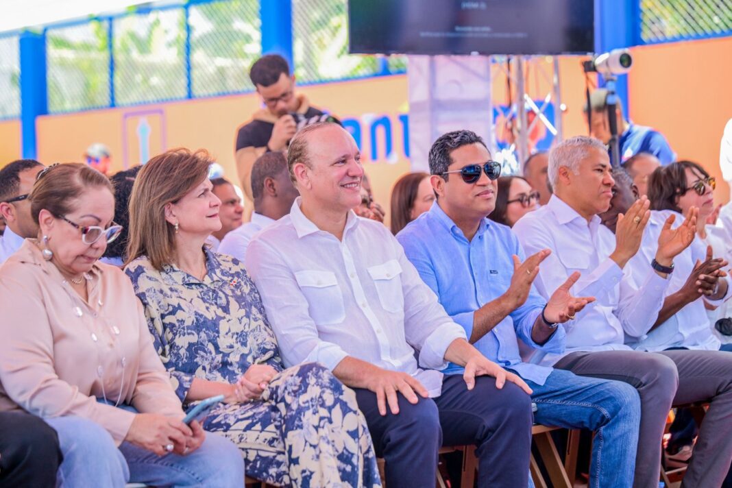 Alcaldía de Santiago entrega cancha remozada en Las Praderas de Pekín con inversión superior a RD$4.7 millones