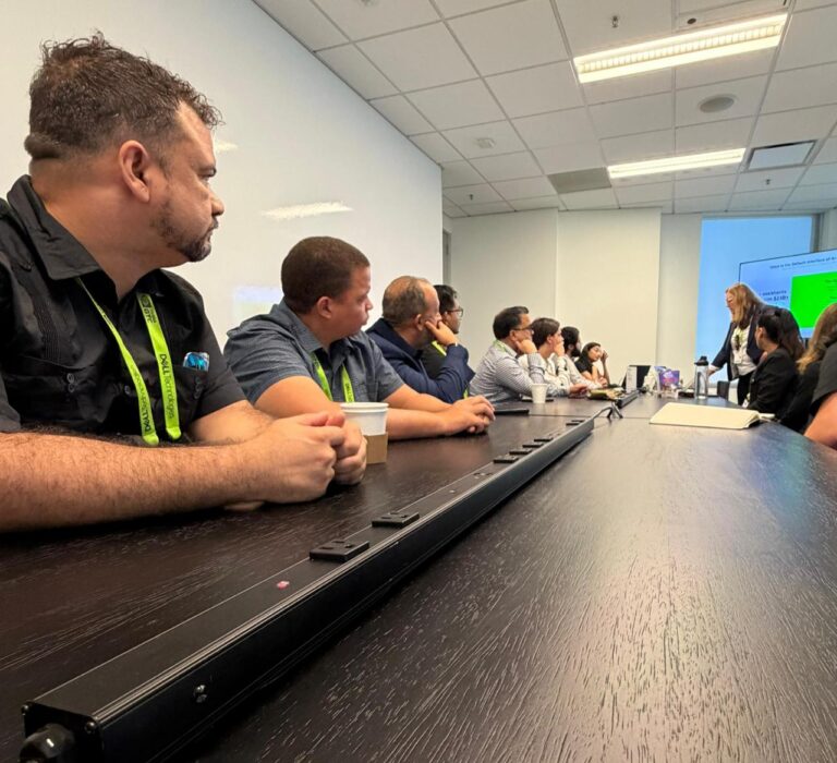 Embajada de los Estados Unidos y Sistema 911 impulsan cooperación tecnológica en conferencia NVIDIA