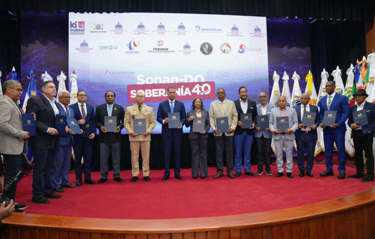 Gobierno lanza alianza nacional para fortalecer la soberanía radioeléctrica, la identidad cultural y el desarrollo fronterizo