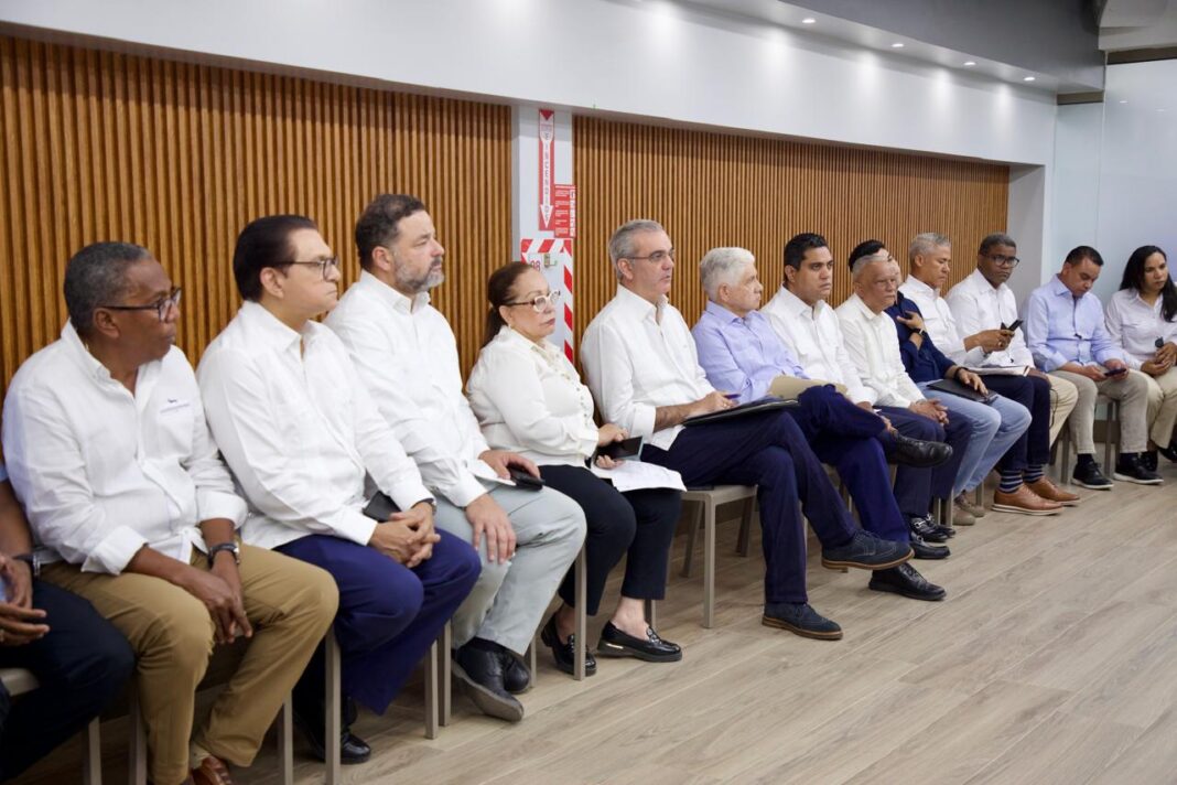 Gobierno avanza en un 85 % obra sanitaria de Licey al Medio con inversión de RD$2,000 millones