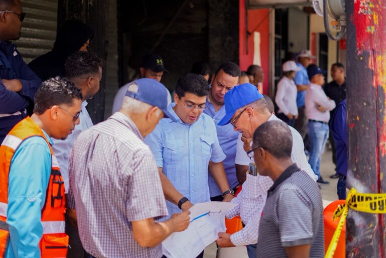 Más de 100 familias se benefician de eliminación de desbordamientos sanitarios