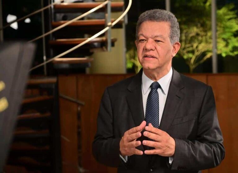 Escogencia de Leonel Fernández para presidir la misión electoral de la OEA en Colombia