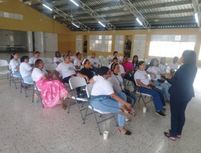 Equipo de Ventas y Emprendedores de Ciudad Juan Bosch impulsa el crecimiento local con exitoso taller sobre formalización de PYMES