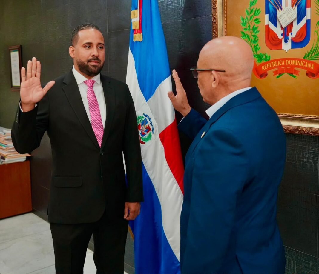 Odalis Vega es juramentado como Subdirector Ejecutivo del INESPRE