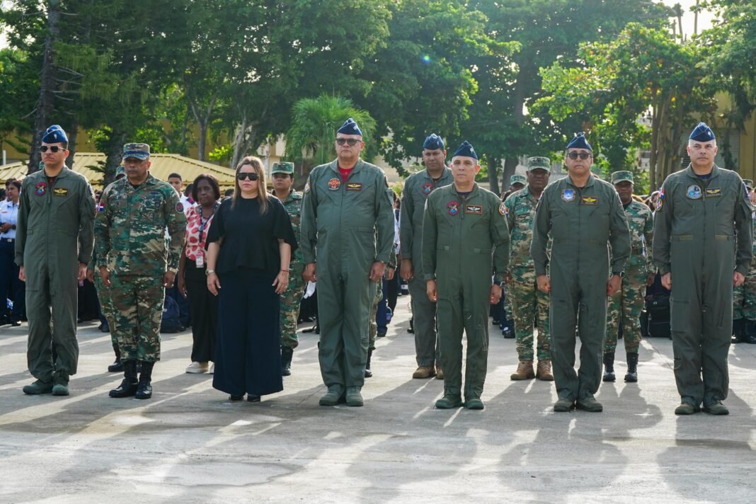 Mayor general piloto Enmanuel M. Souffront Tamayo encabeza inicio del año escolar en el Colegio Nuestra Señora del Perpetuo Socorro,FARD.