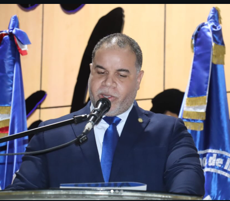 George Richardson asume la presidencia del CODIA y anuncia mesas técnicas sobre planificación, vulnerabilidad, construcción, educación y desarrollo nacional.