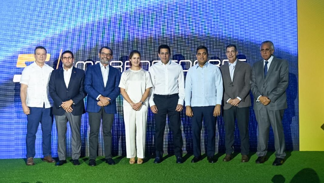 David Collado destaca el impulso del turismo deportivo en RD