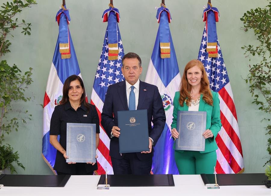 República Dominicana se adhiere a la Declaración de Consenso de Ginebra sobre la promoción de la salud de la mujer y el fortalecimiento de la familia