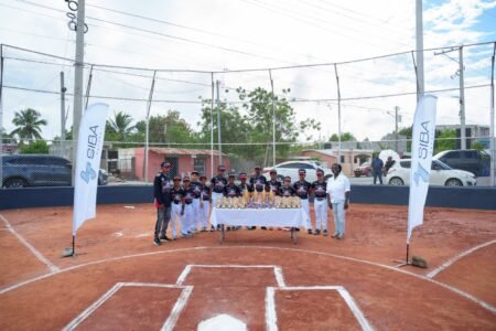 SIBA Energy entrega renovado el Play Los Tanquecitos en Boca Chica 