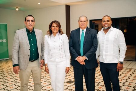 BHD y Arenal inauguran feria inmobiliaria en Madrid